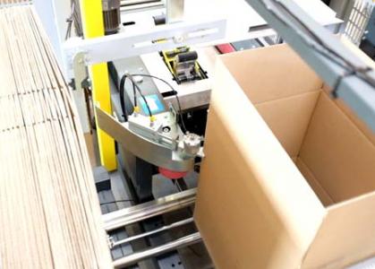formeuse de caisses pour encaissage top load