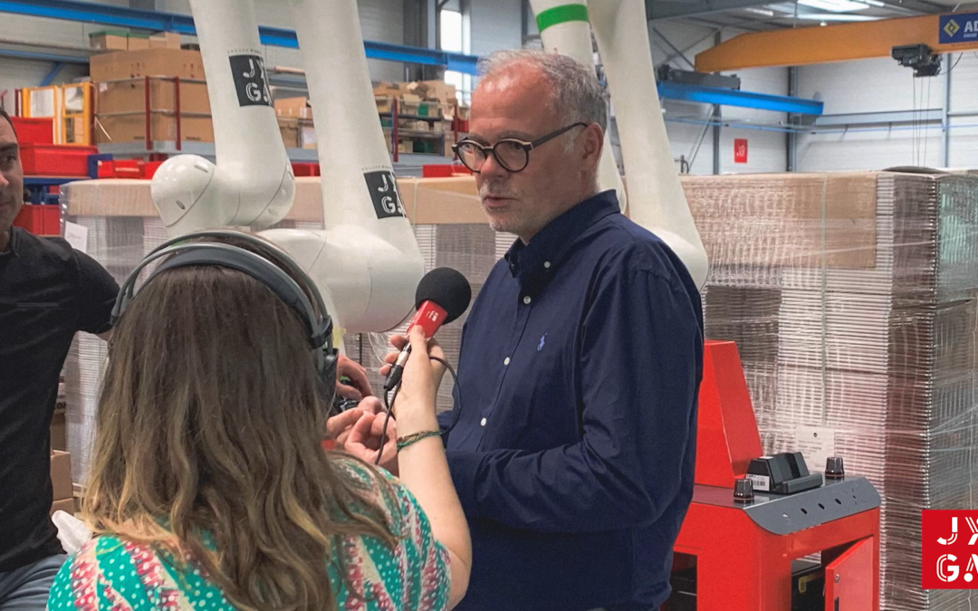 Les cobots JYGA en podcast sur Radio France Internationale