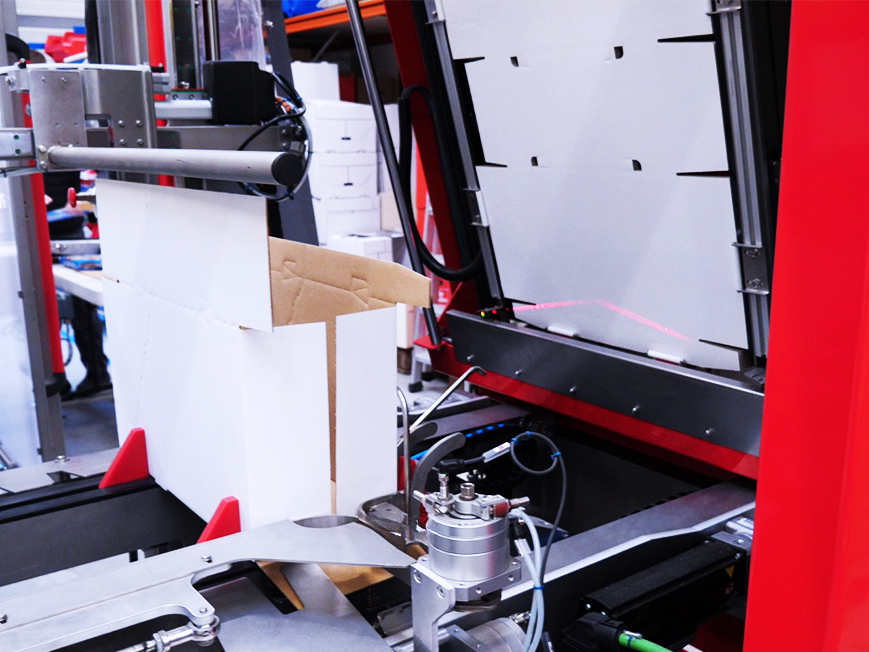Encaisseuse wrap caisse fermée - JYGA - formation carton